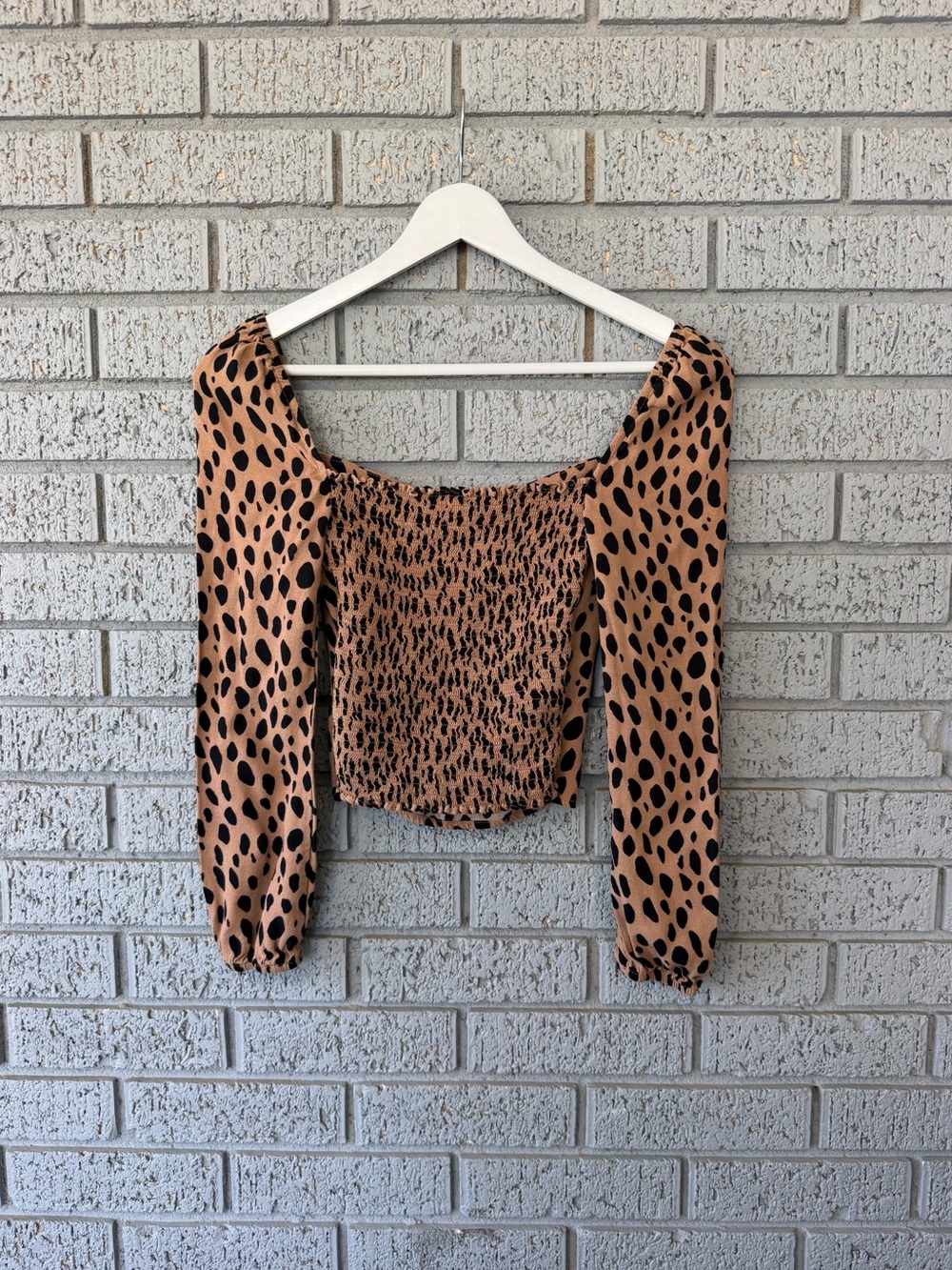 Reformation Reign Top Bobcat Animal Print Size 0 Tan Black Smocked - Picture 5 of 6